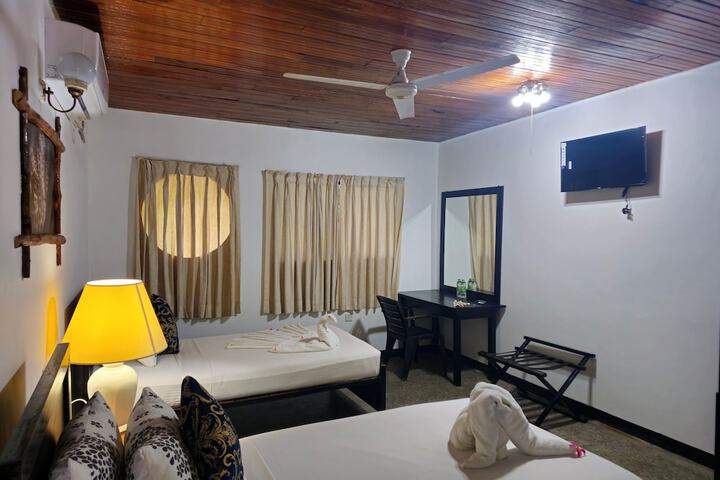 Room 6 of 59