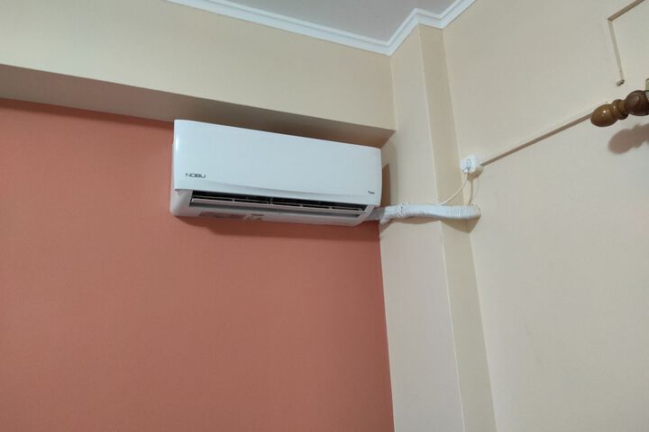 Room 6 of 32