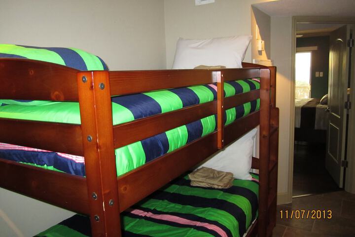 Room 19 of 210