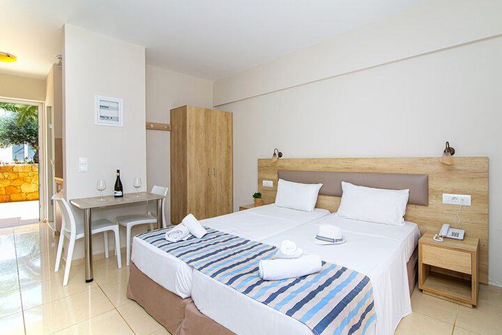 Room 45 of 168