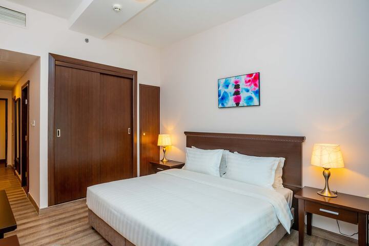 Room 13 of 46