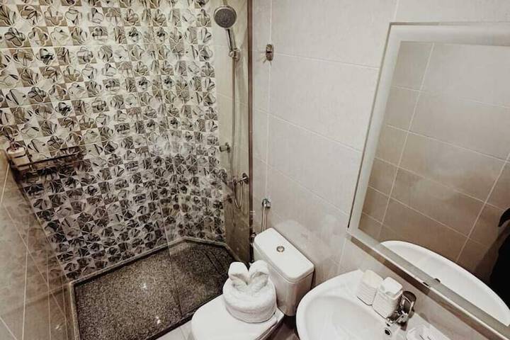 Room 85 of 110
