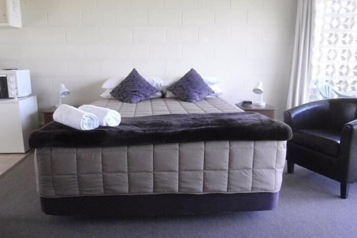 Room 7 of 15