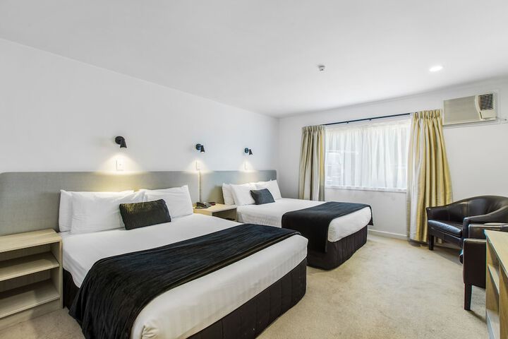 Room 10 of 59