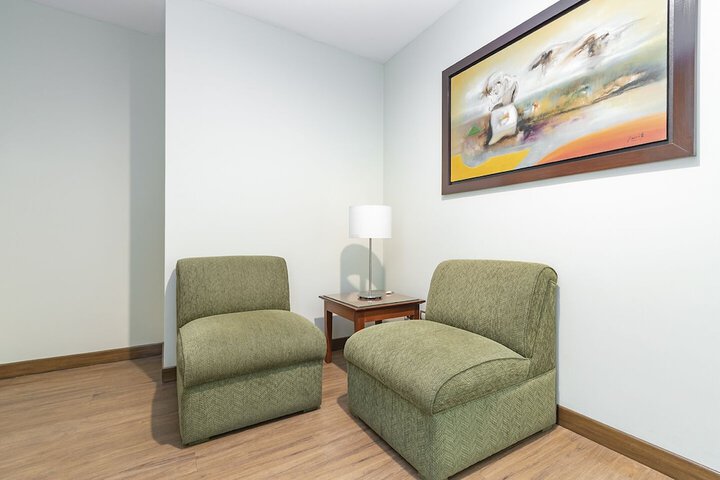 Room 4 of 24