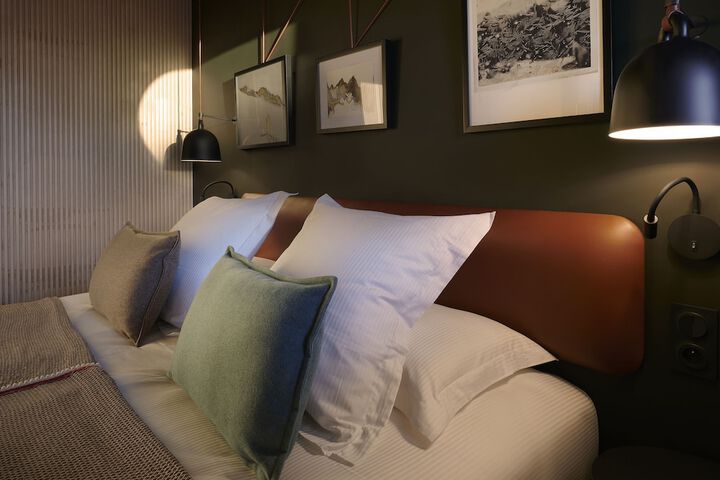Room 8 of 47