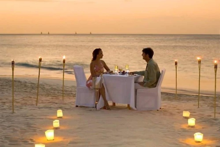 Dining 89 of 101