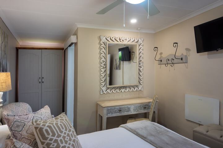 Room 18 of 68
