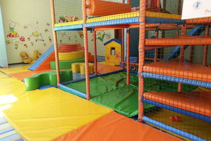 Childrens Activities 149 of 177