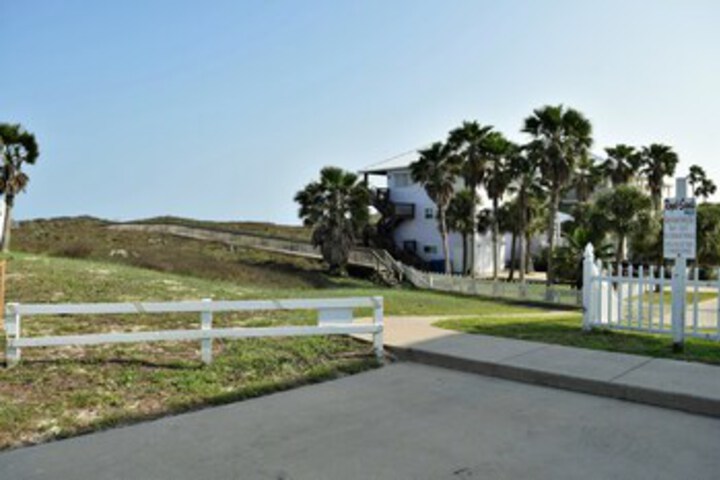 Property Grounds 51 of 78