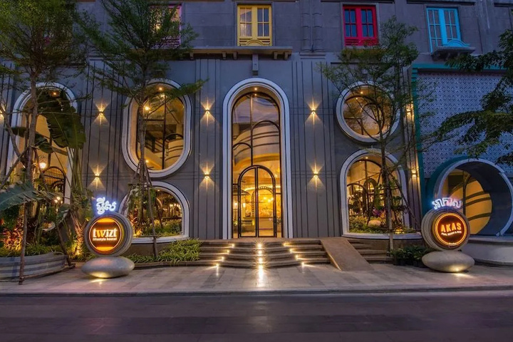 The Twizt Hotel