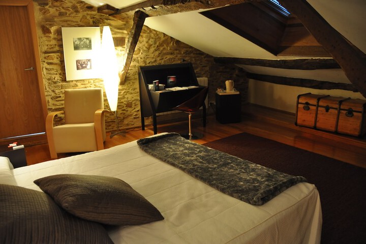 Room 6 of 60