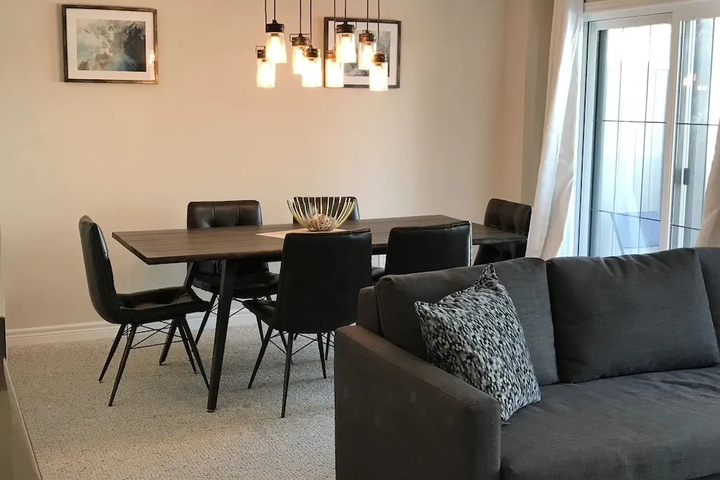 Room 10 of 15