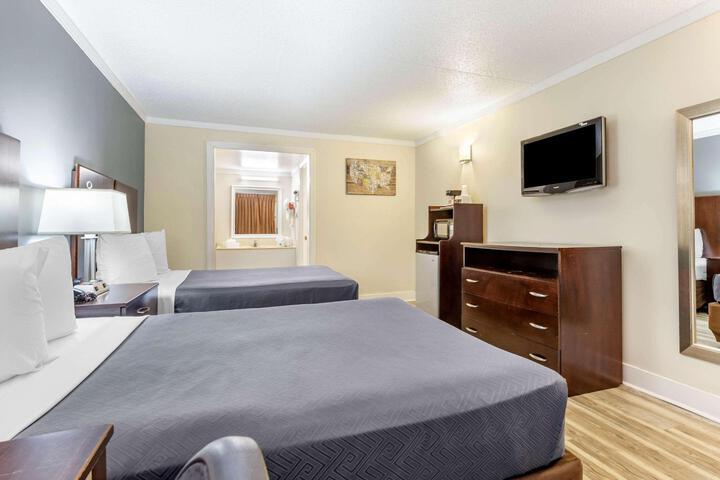 1 Double Bed (13 of 17)