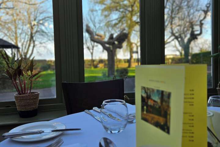 Dining Photos