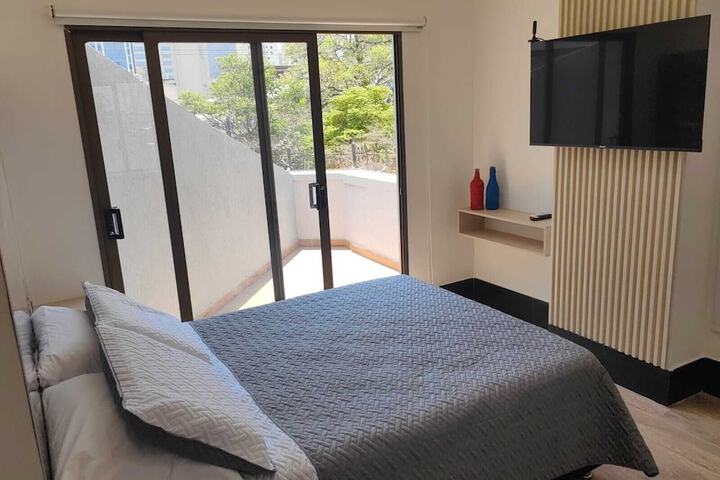 Room 7 of 26