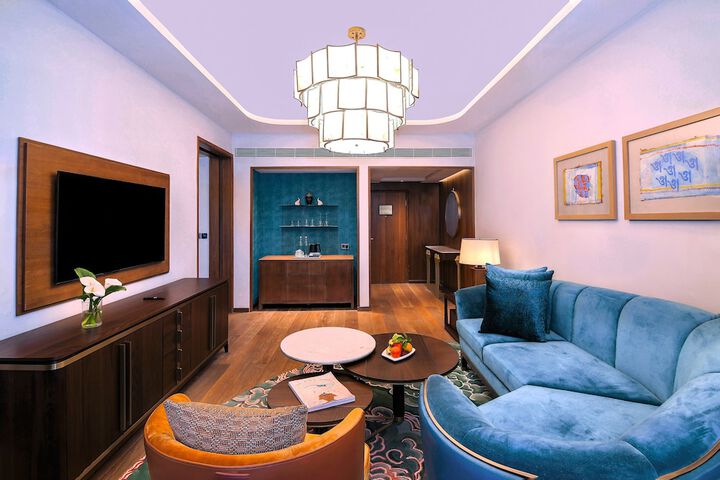 Room 45 of 145