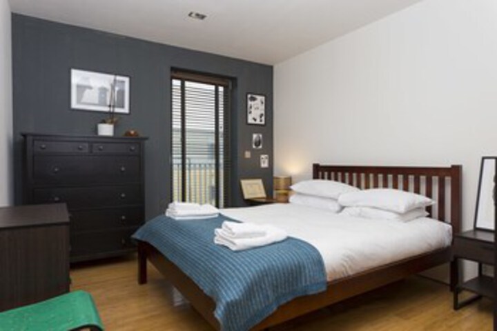 Room 17 of 22