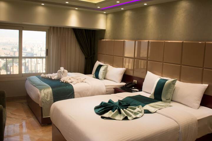Room 4 of 42