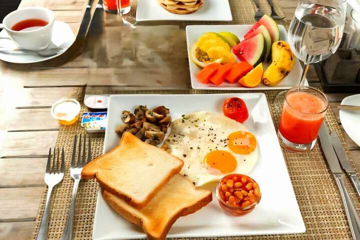 Breakfast/Coffee Service 27 of 38