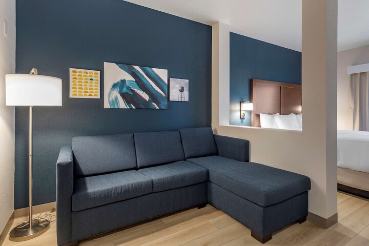 Room 19 of 31