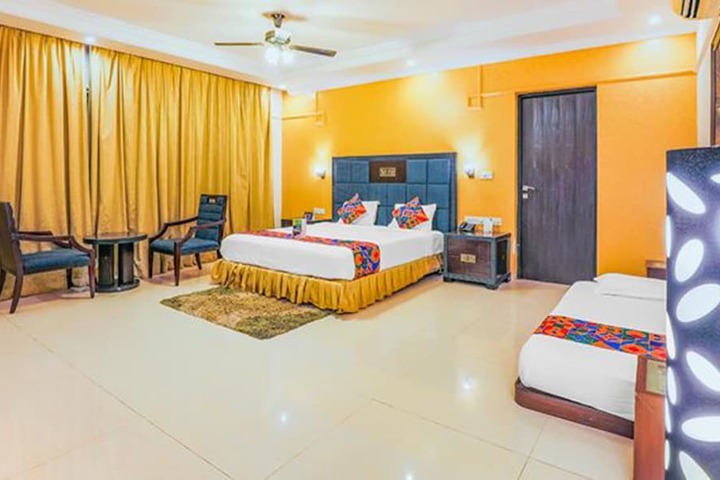 Fabhotel Anna Waddo