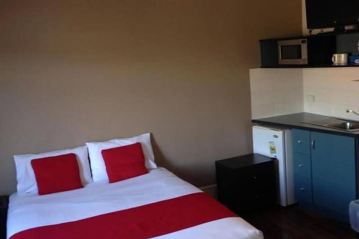 Room 42 of 84