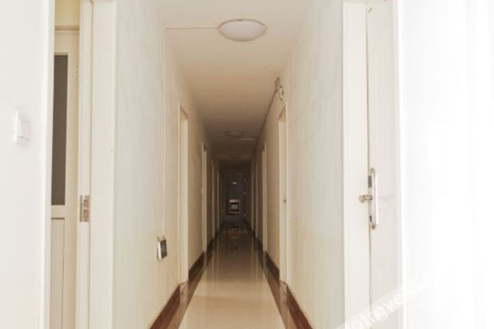 Hotel Interior 10 of 18