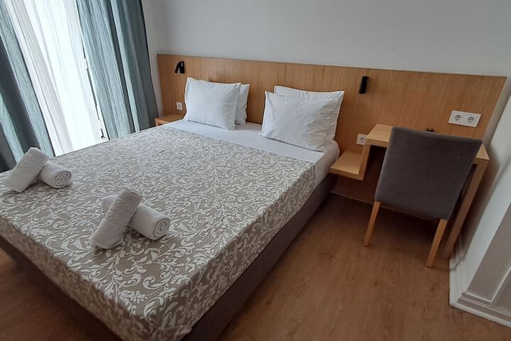 Room 22 of 160