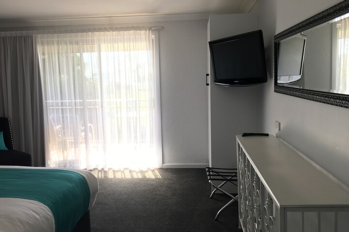 Room 7 of 139