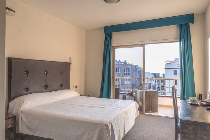 Room 15 of 43