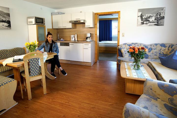 Room 11 of 46