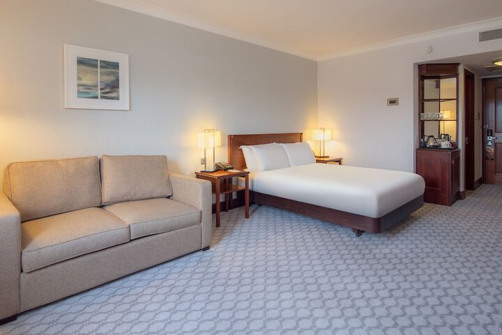 Room 8 of 69