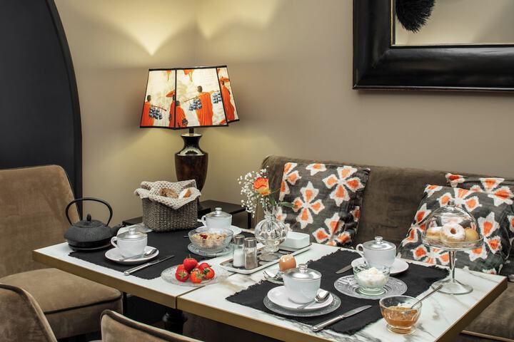 Breakfast/Coffee Service 133 of 162