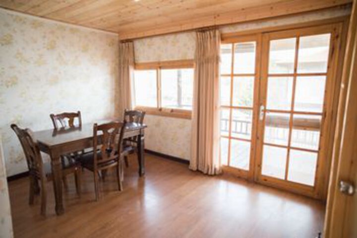 Room 2 of 24