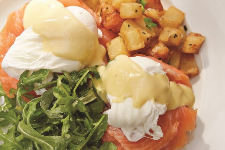 Breakfast/Coffee Service 24 of 32