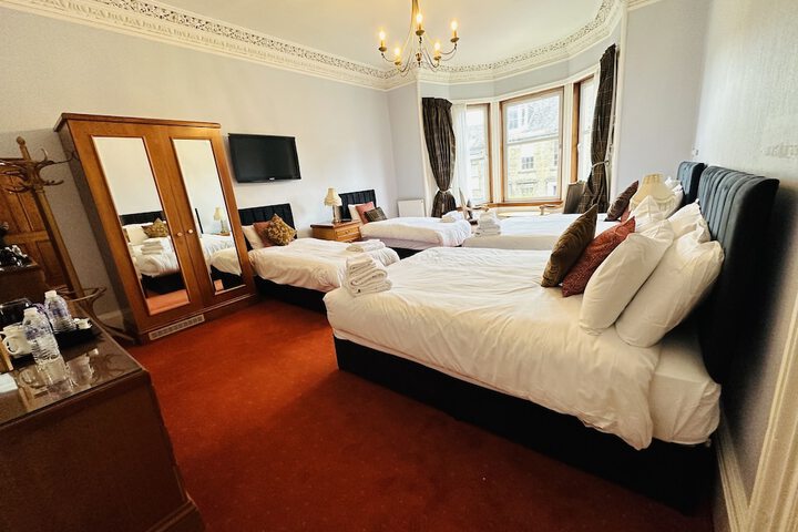 Room 19 of 25