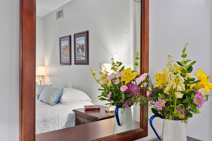 Room 5 of 22