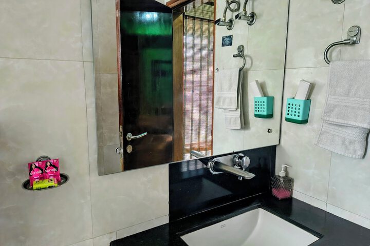 Room 74 of 90