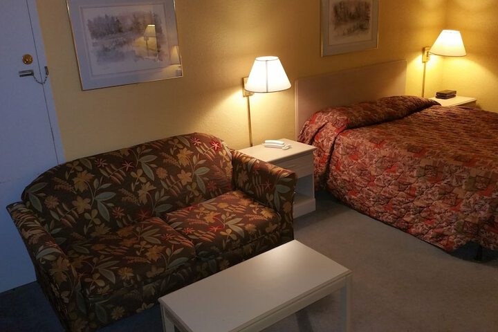 Room 6 of 46