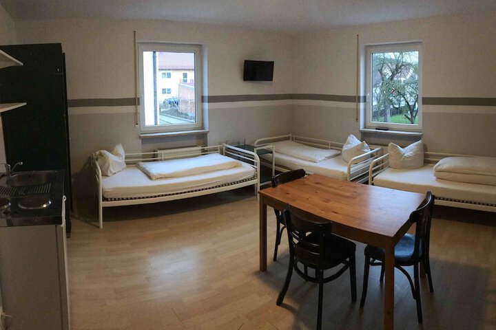 Room 5 of 67