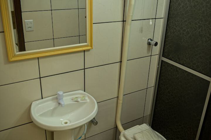 Room 87 of 153