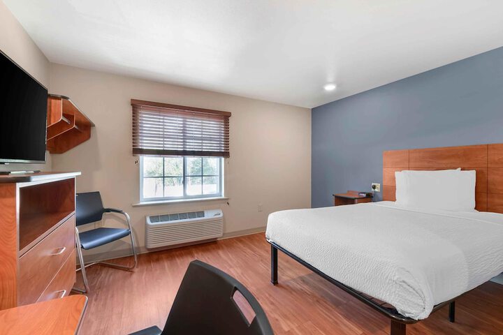 Room 12 of 23