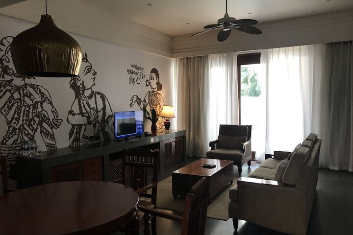 Room 15 of 59