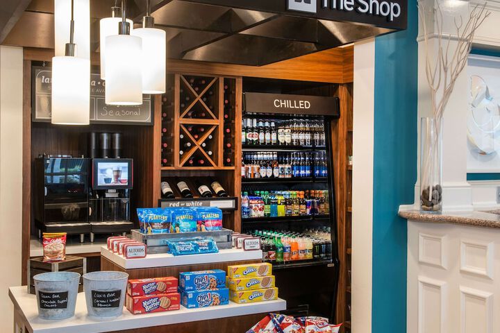 Snack bar