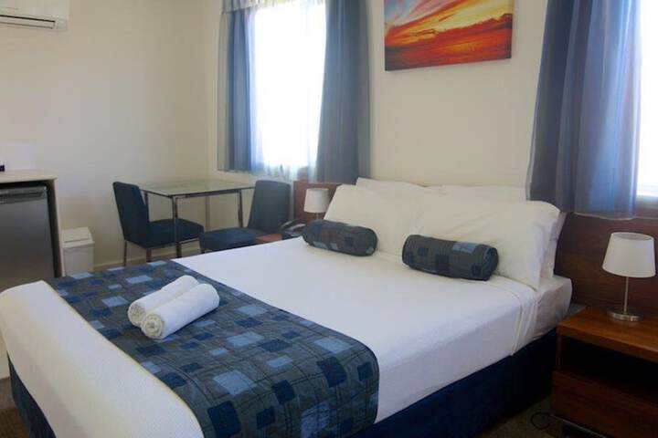 Room 5 of 36