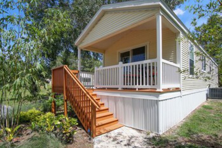 Exterior of Lake House #9
