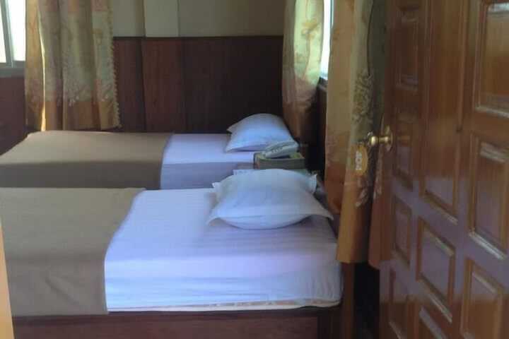 Room 11 of 47