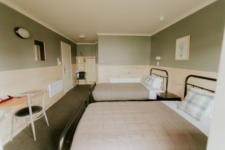 Room 13 of 50