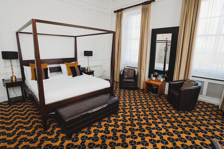 Room 36 of 85